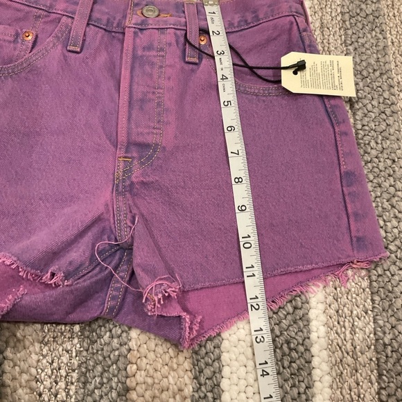 NWT Levi's 501 Premium Mini Shorts  Fringe Button Fly  in Purple Dye Size 23 - Picture 11 of 13